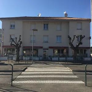 Le Logis Dauphinois Roussillon (Isere)