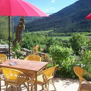 Bed & Breakfast Le Vin De L'eté, Ponet-et-Saint-Auban